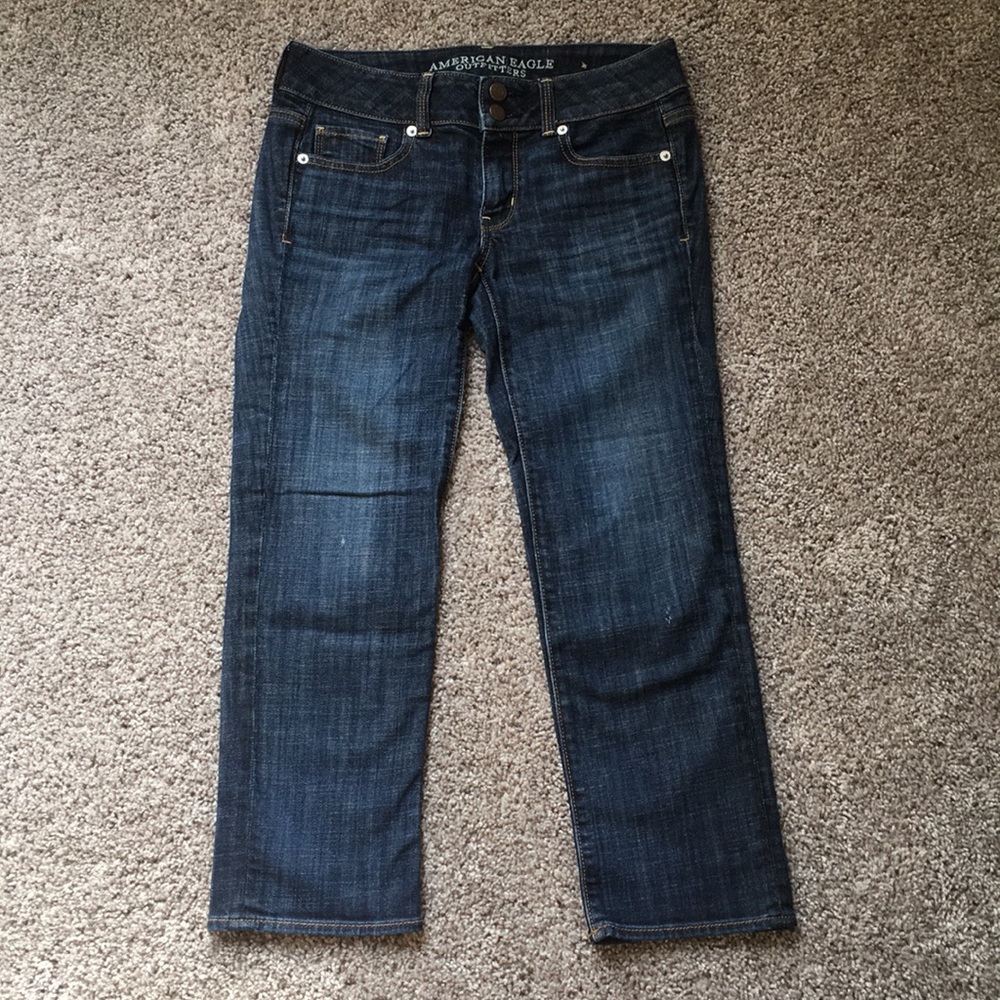 American Eagle women’s Artist Crop Jeans size 2